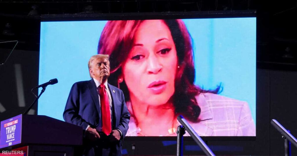 هاريس تنتقد ترامب: إعجابه بجنرالات هتلر يكشف "وجهه الحقيقي"