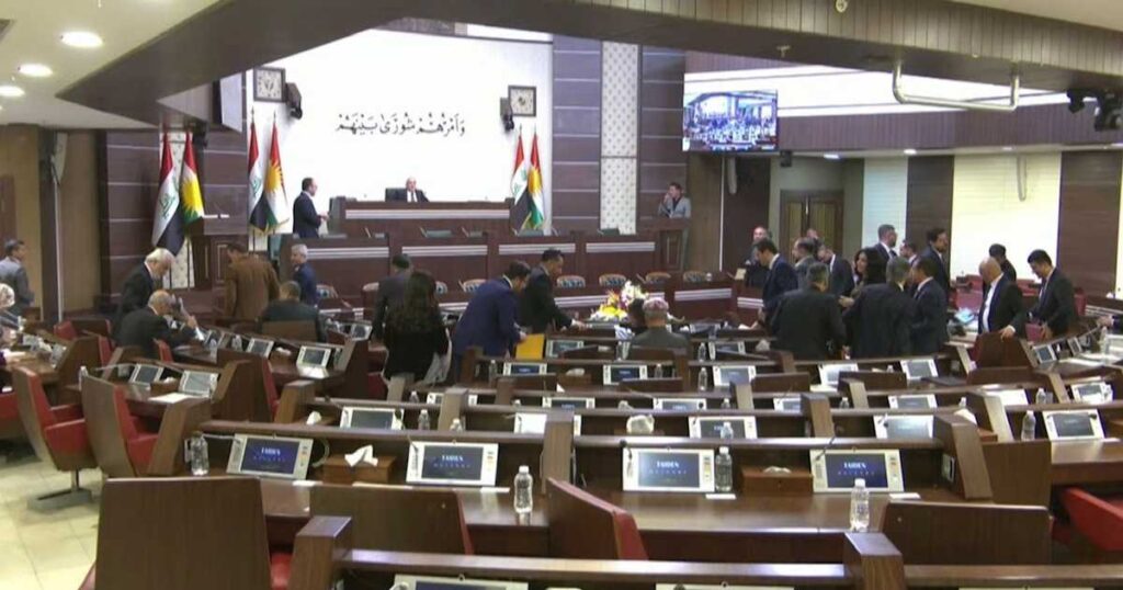 بسبب الخلافات.. برلمان أربيل يفشل في انتخاب هيئته الرئاسية