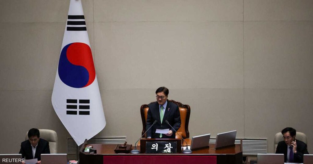 المعارضة الكورية الجنوبية تطالب الرئيس بالتنحي