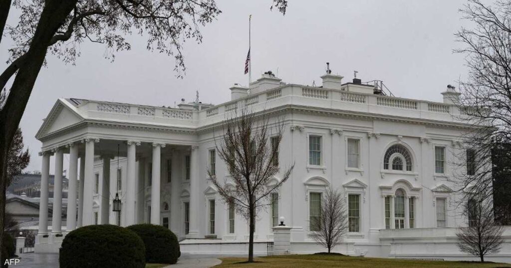 "سنتخذ خطوات بأنفسنا".. تعليقات البيت الأبيض على أحداث سوريا