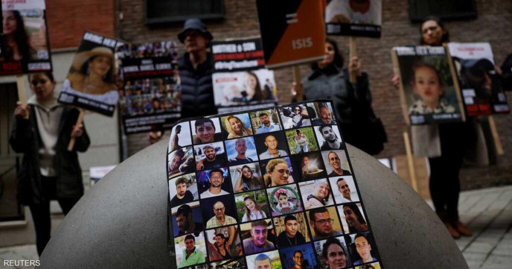 حماس: الجيش الإسرائيلي تعمّد قصف أماكن يتواجد فيها رهائن