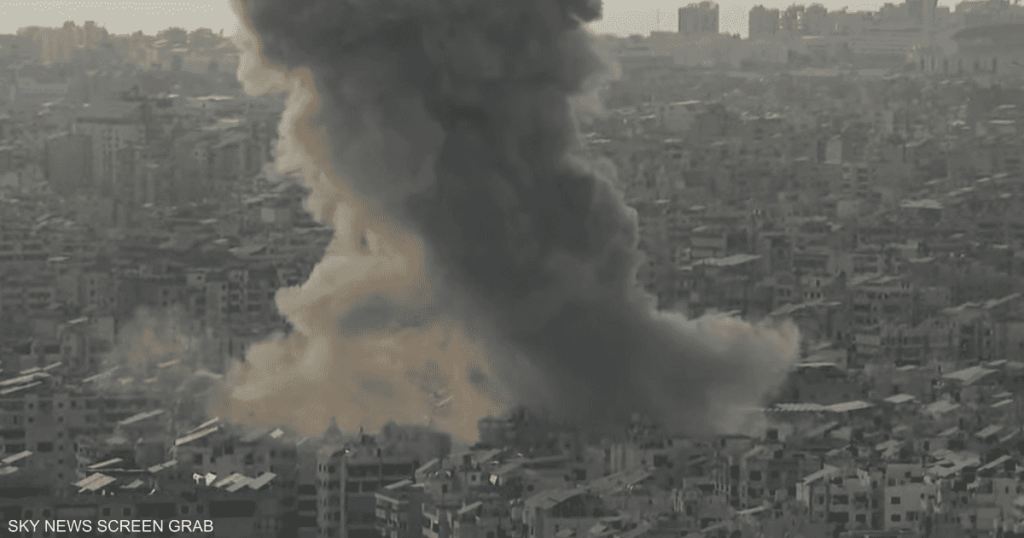 إسرائيل توجه ضربة جوية لمبنى في ضاحية بيروت الجنوبية