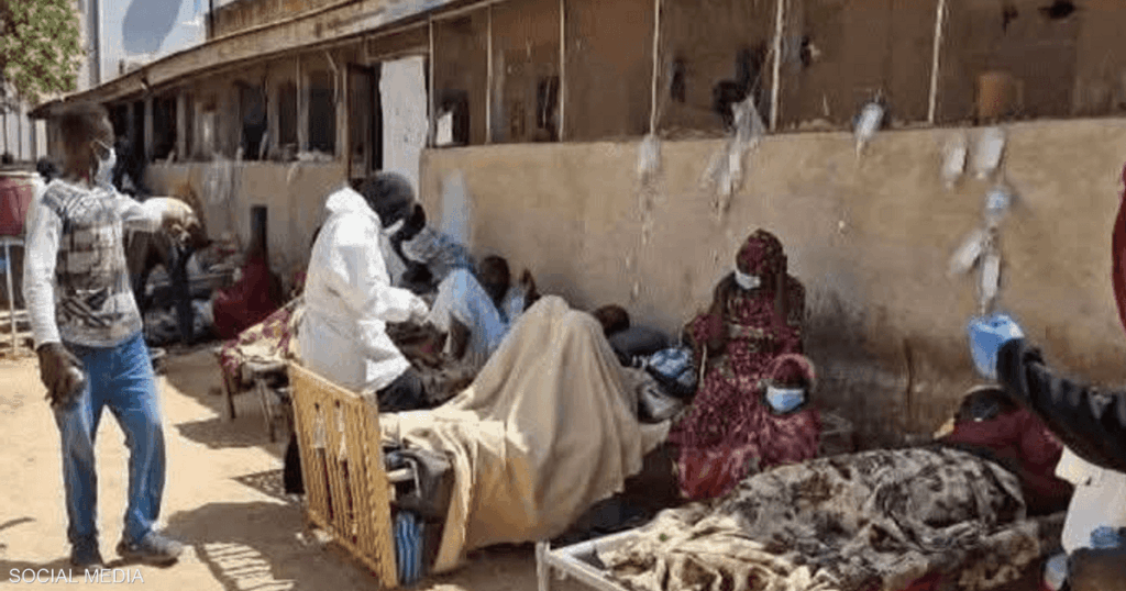 الكوليرا تفتك بالسودانيين ومرضى يتلقون العلاج في الشوارع