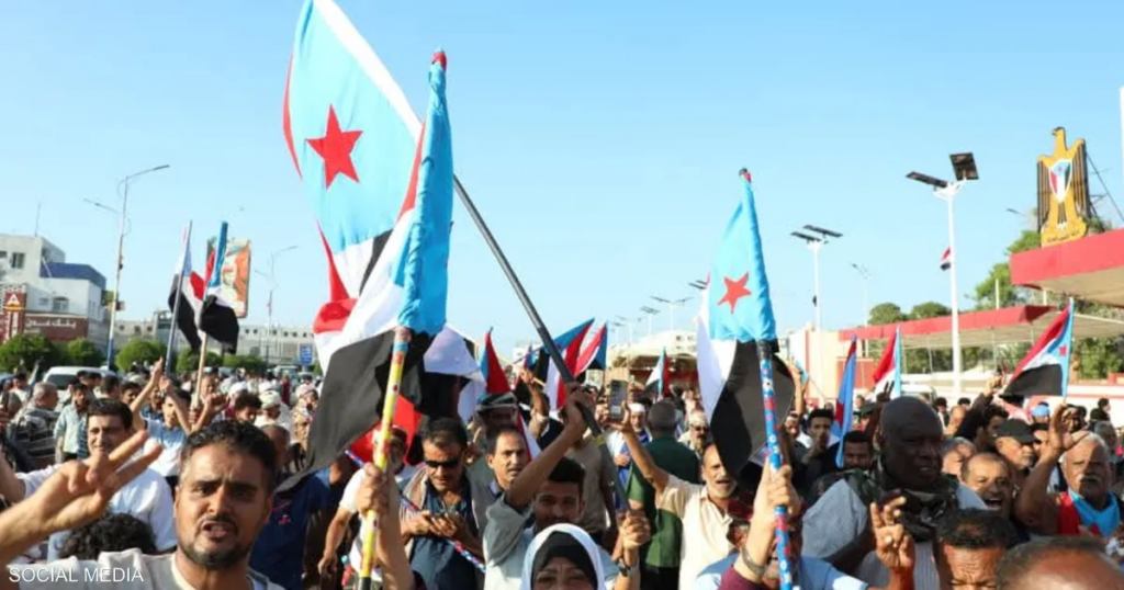 اعتصام مفتوح في عدن للمطالبة بحق تقرير المصير